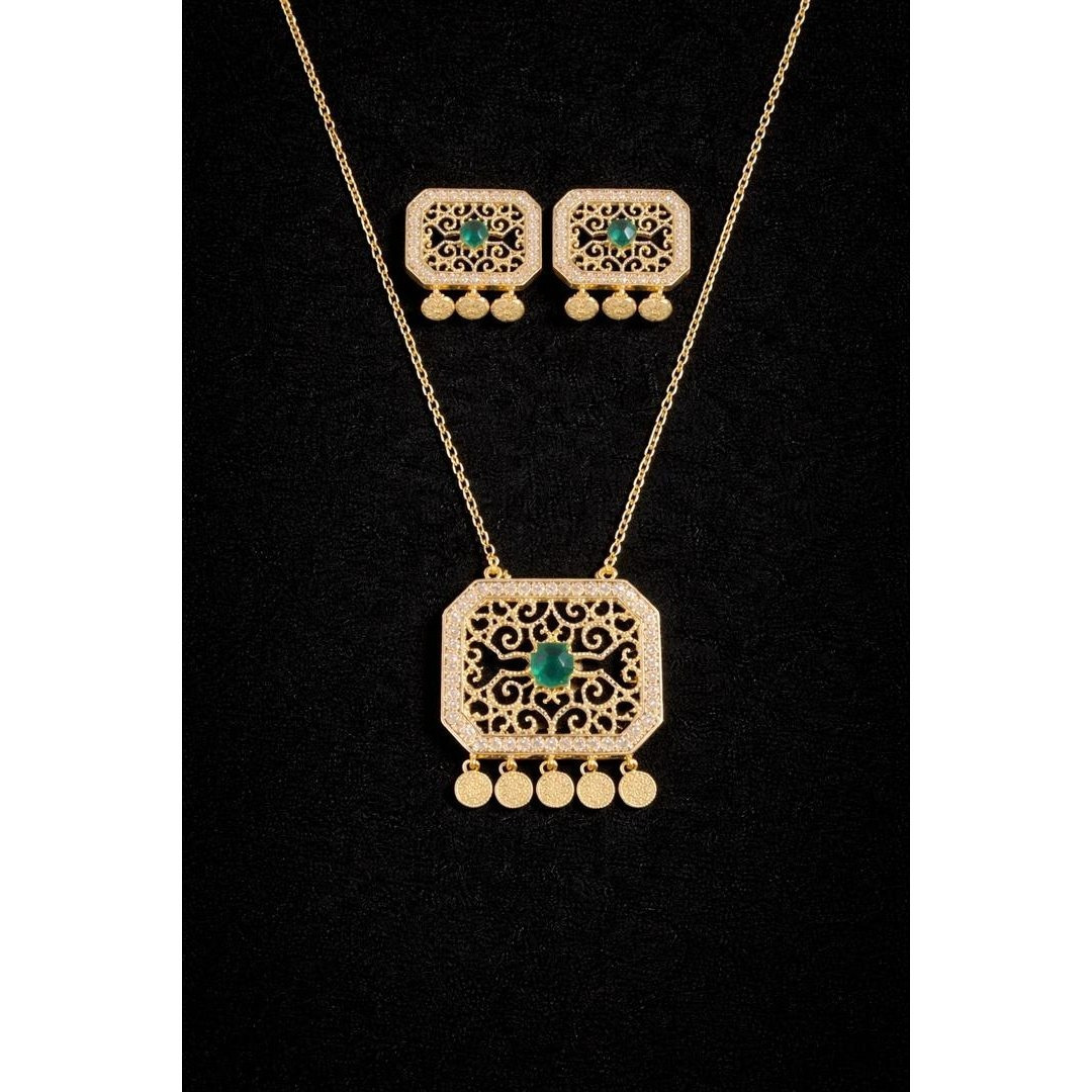 Fine Arabian style zarcon locket set for women