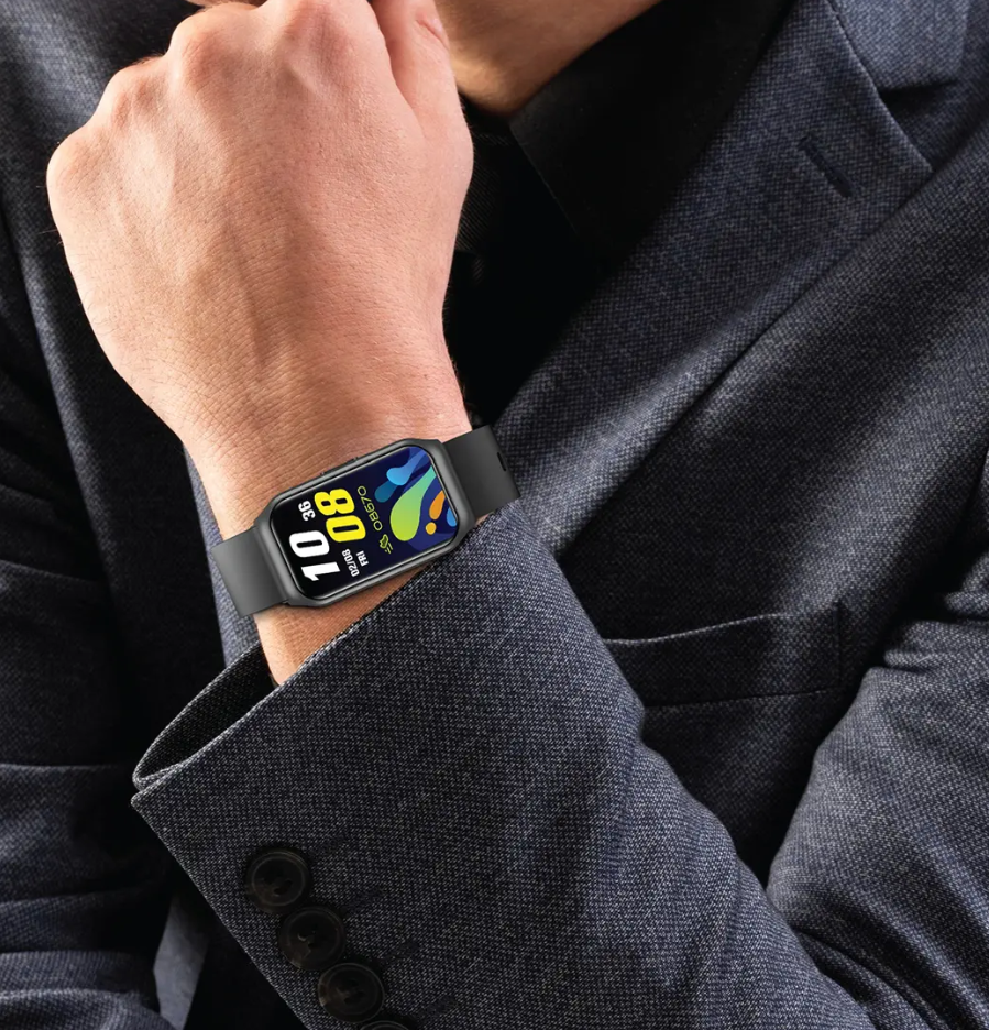 Green Lion Track Fit Smart Watch (black)