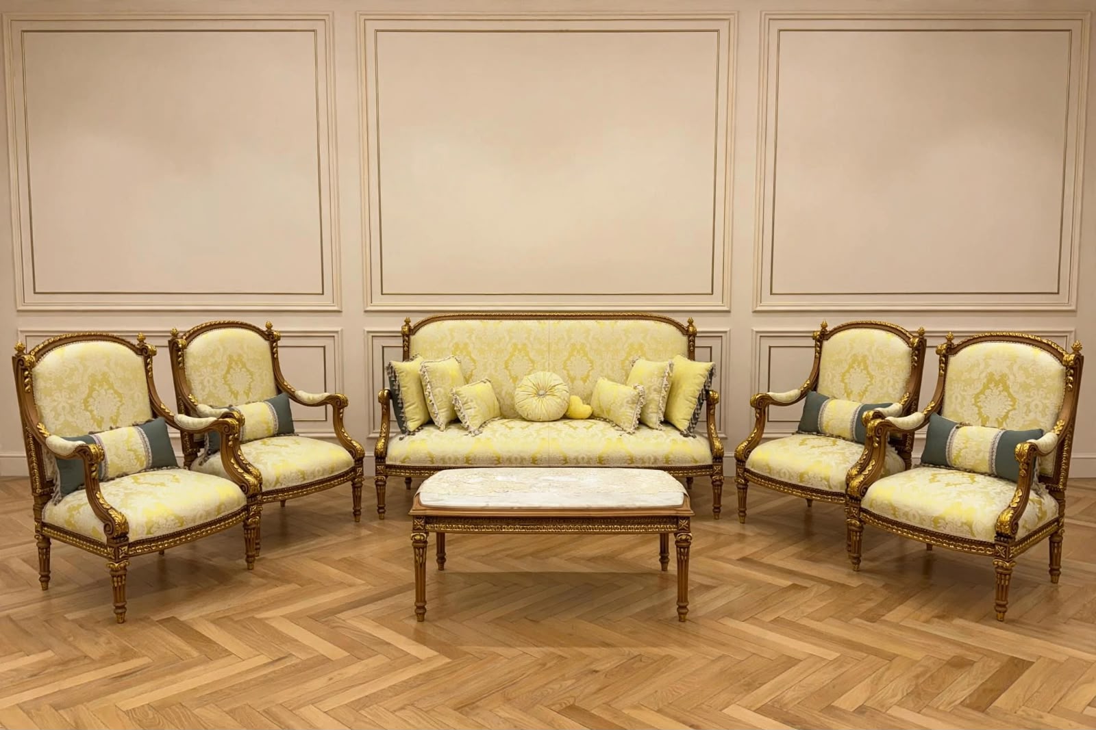 Aurum Classic Salon