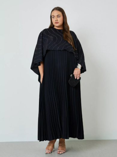 Styli Plus Size Cape Sleeve Pleated Maxi Dress - Black - 24